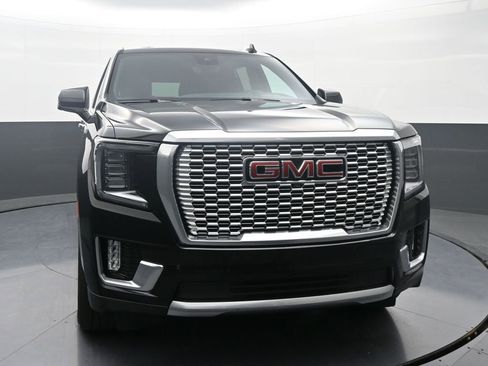 Used 2024 GMC Yukon Denali w/ Denali Reserve Package AWD/4WD image 2