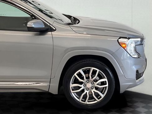 Used 2024 GMC Terrain Denali w/ Denali Premium Package image 8