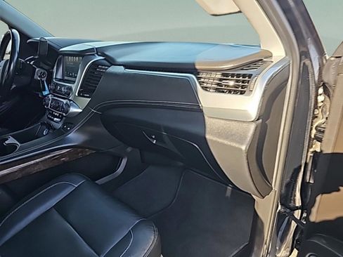 Used 2020 Chevrolet Tahoe LT image 37