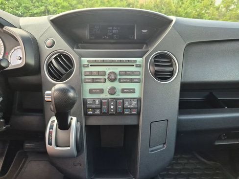 Used 2010 Honda Pilot EX image 31