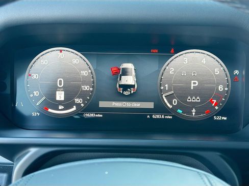 Used 2023 Land Rover Defender 110 X image 40