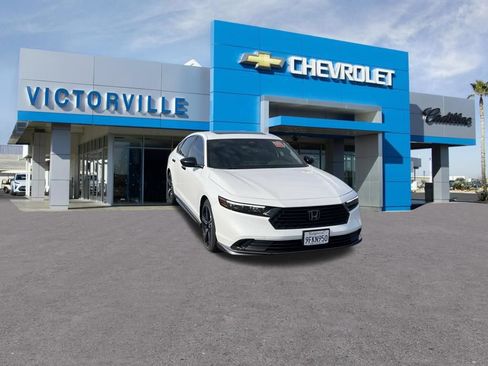 Used 2023 Honda Accord Sport image 3
