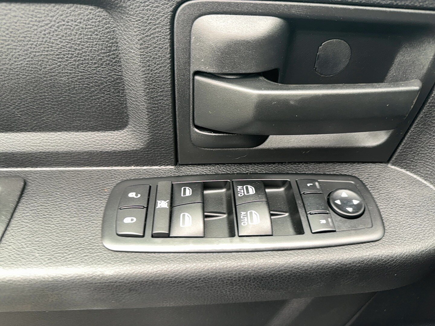 Used 2014 RAM 2500 Tradesman w/ Popular Equipment Group AWD/4WD image 16