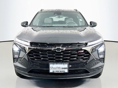 New 2026 Chevrolet Trax RS image 2