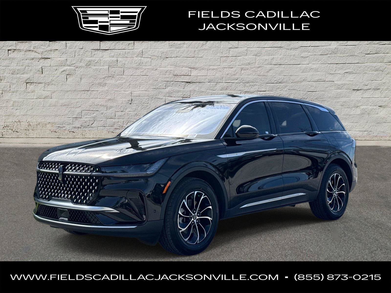 Used 2024 Lincoln Nautilus Premier AWD/4WD image 1