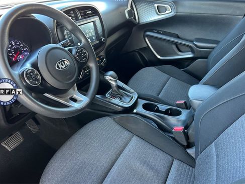 Used 2021 Kia Soul S image 4