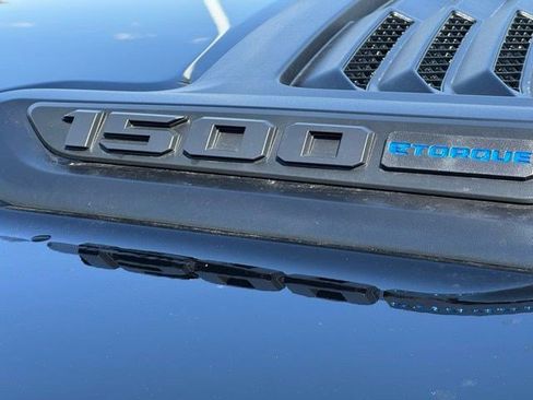 New 2026 RAM 1500 Laramie w/ Night Edition AWD/4WD image 39