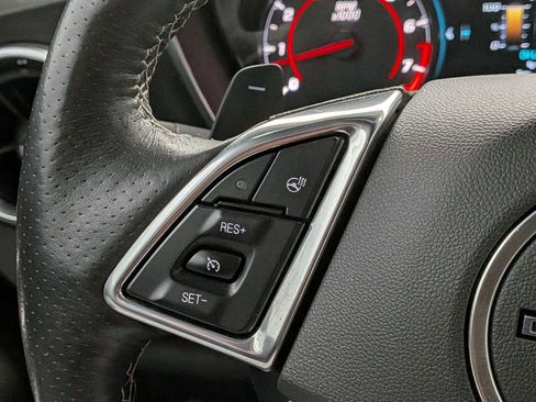 Used 2016 Chevrolet Camaro SS RWD image 23