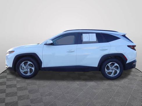 Used 2024 Hyundai Tucson SEL FWD image 2