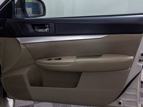 Used 2013 Subaru Legacy 2.5i Premium image 45