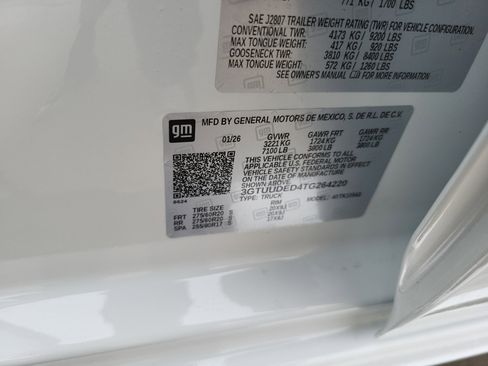 New 2026 GMC Sierra 1500 SLT w/ SLT Premium Package image 29