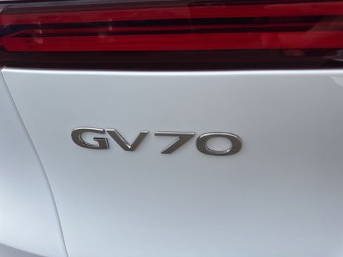 New 2026 Genesis GV70 2.5T Sport Prestige image 10