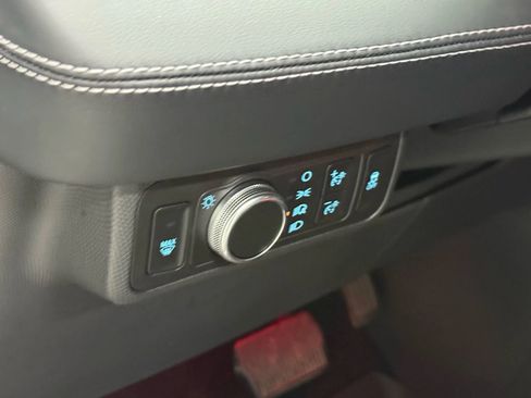 Used 2021 Ford Mustang Mach-E Premium image 33