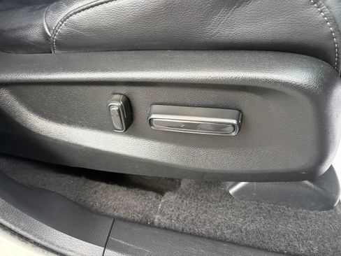 Used 2018 Honda CR-V EX-L image 29