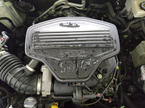 Used 2018 GMC Acadia SLT image 30