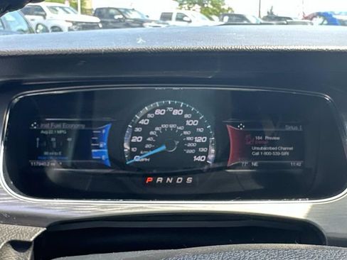 Used 2016 Ford Taurus SEL w/ Equipment Group 201A FWD image 22