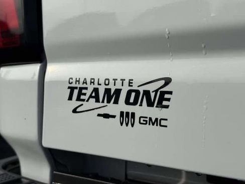 Used 2024 GMC Sierra 3500 SLE image 33