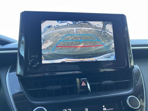 Used 2024 Toyota Corolla LE image 30