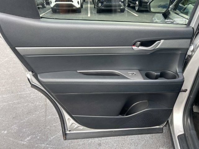 Used 2024 Hyundai Palisade SEL FWD image 21
