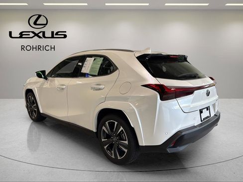 Used 2025 Lexus UX 300h AWD w/ Accessory Package (Z2) image 8
