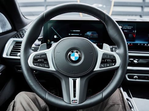 Used 2026 BMW X7 M60i AWD/4WD image 63