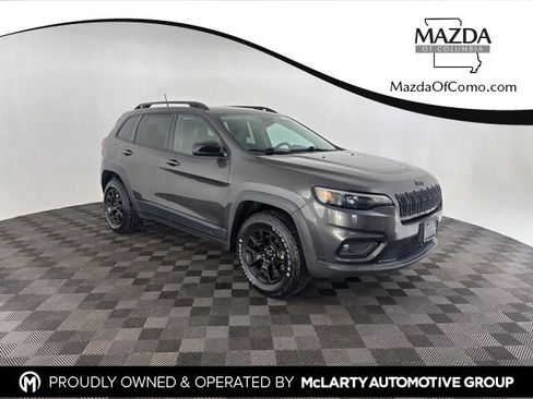 Used 2022 Jeep Cherokee Latitude image 1