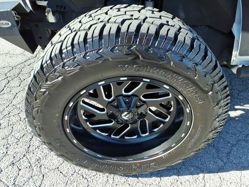 Used 2018 Jeep Wrangler Unlimited Sport S image 11