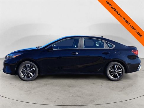 Used 2024 Kia Forte LXS image 6