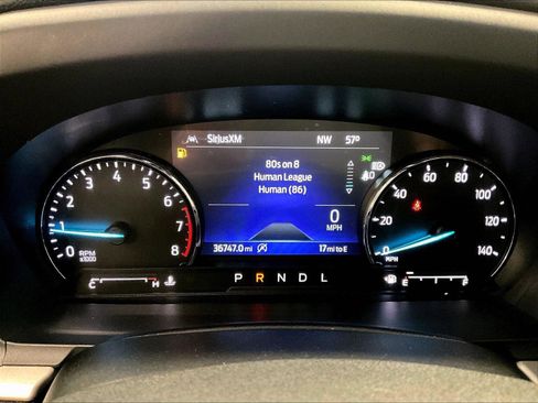 Used 2022 Ford Explorer XLT w/ Equipment Group 202A image 19