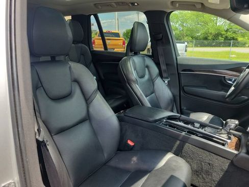Used 2017 Volvo XC90 T6 Momentum w/ Vision Package AWD/4WD image 23