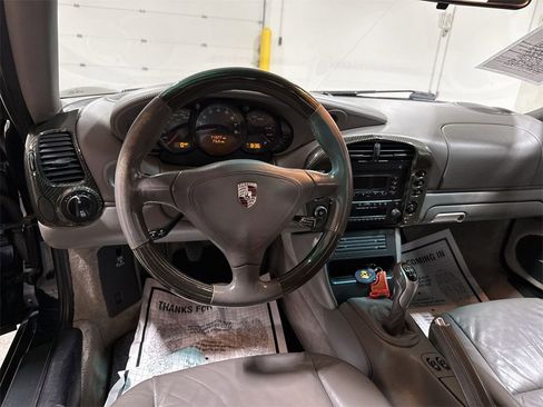 Used 2002 Porsche 911 Carrera 4 image 11