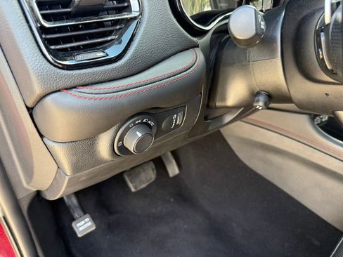 Used 2024 Dodge Durango GT image 12