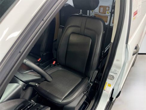 Used 2023 Ford Transit Connect XL image 18