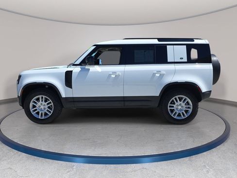 Used 2023 Land Rover Defender 110 S AWD/4WD image 8