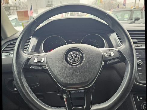 Used 2019 Volkswagen Tiguan SEL image 13