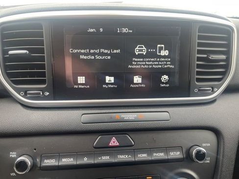 Used 2020 Kia Sportage LX image 13