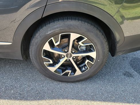 Certified 2023 Kia Sportage EX FWD image 39