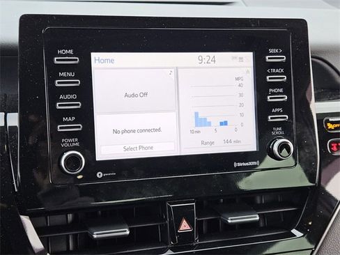 Used 2024 Toyota Camry SE image 20