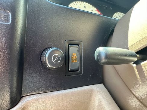 Used 2001 Toyota Tacoma 4x4 Xtracab V6 image 18
