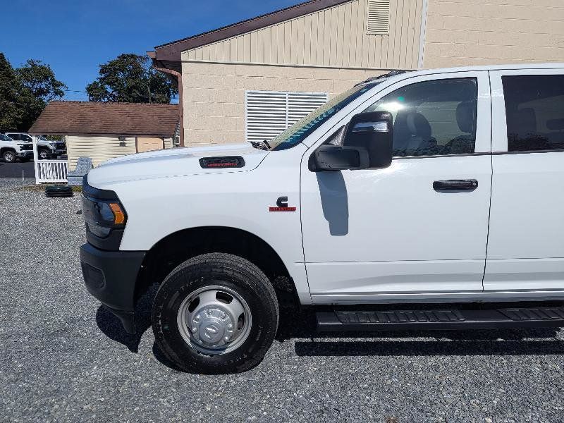 Used 2024 RAM 3500 Tradesman w/ Max Tow Package AWD/4WD image 2