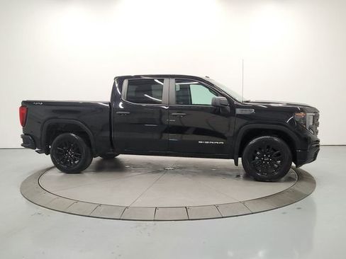 Used 2023 GMC Sierra 1500 Pro w/ Graphite Edition AWD/4WD image 8