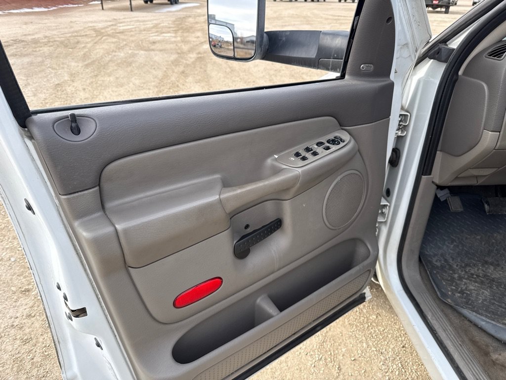 Used 2003 Dodge Ram 2500 Truck ST RWD image 11