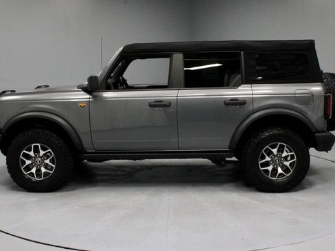 Certified 2024 Ford Bronco Badlands AWD/4WD image 9