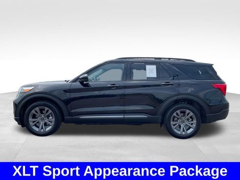 Used 2024 Ford Explorer XLT w/ Equipment Group 202A AWD/4WD image 2