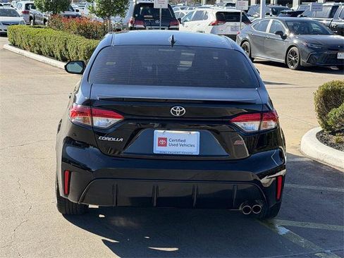 Certified 2025 Toyota Corolla SE image 6
