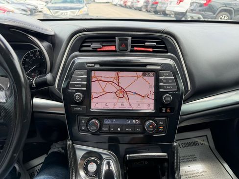 Used 2020 Nissan Maxima 3.5 SV w/ Floor Mat Group FWD image 15