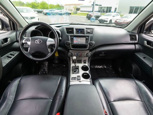 Used 2013 Toyota Highlander SE AWD/4WD image 15