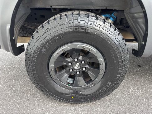 Used 2018 Ford F150 Raptor w/ Equipment Group 802A Luxury image 9