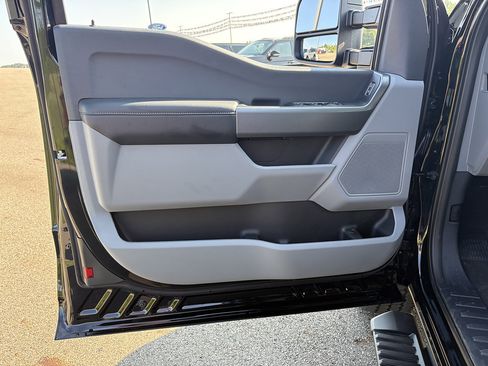 New 2026 Ford F350 XLT w/ FX4 Off-Road Package AWD/4WD image 28