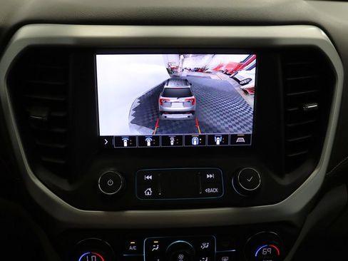 Used 2020 GMC Acadia SLT w/ Driver Alert Package II AWD/4WD image 32
